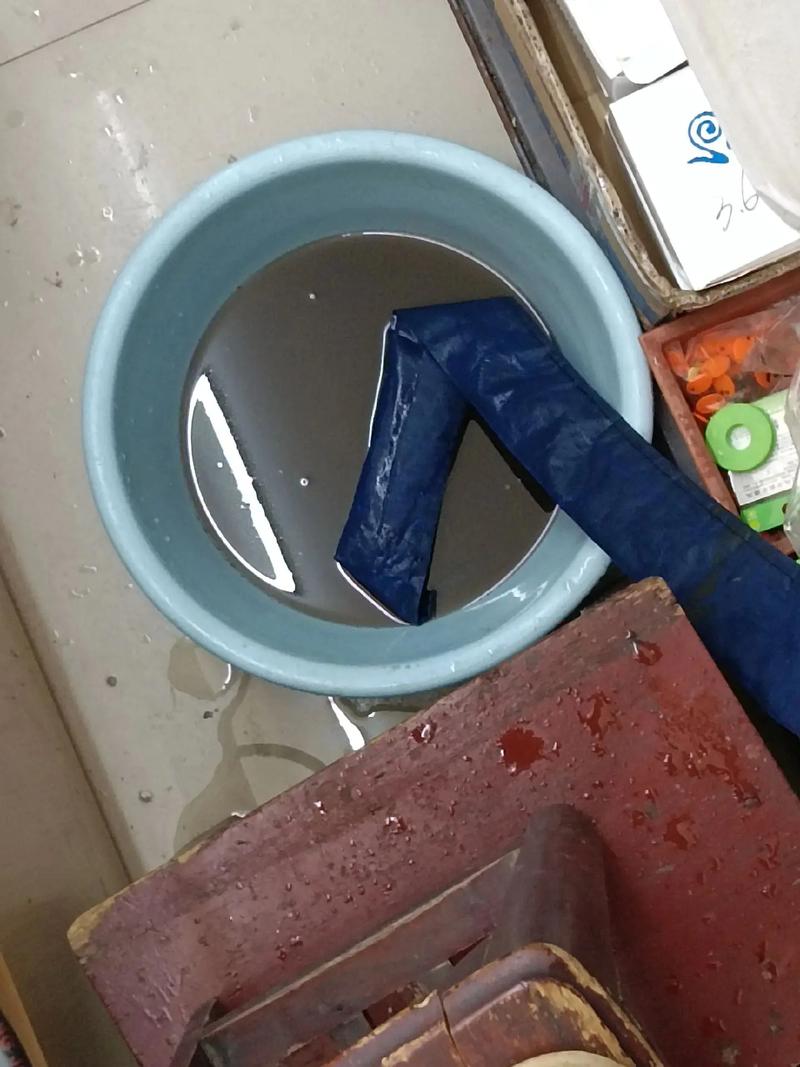 新澳今天晚上9点30分358期-百度和男子洗空调捅到鼠窝与男子洗空调捅到鼠窝了